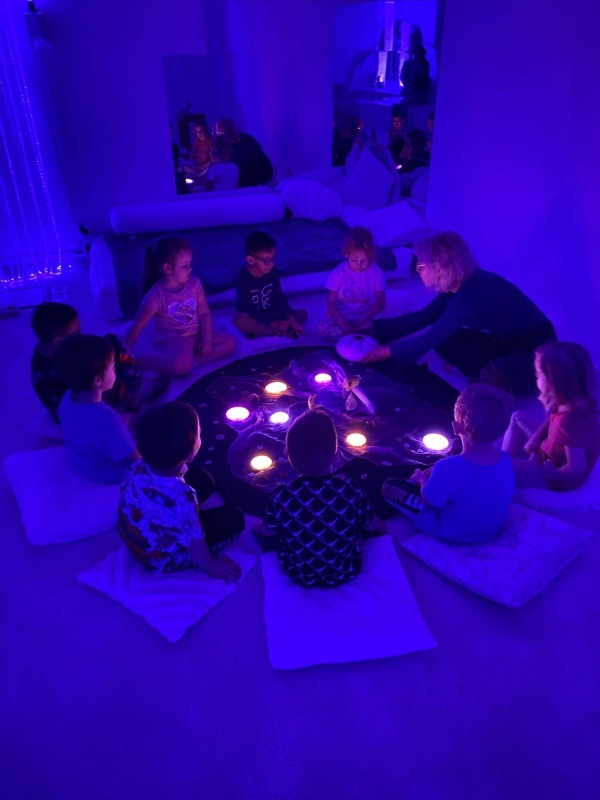 Včelky ve Snoezelen🧚🏻