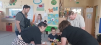 Jarn&iacute; tvořen&iacute; s rodiči