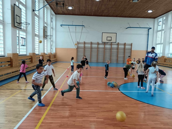 Sportovn&iacute; program ,, Lv&iacute;ček" u Soviček